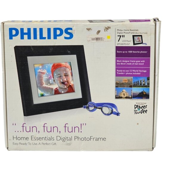 Philips 7" Home Essentials Digital Photo Frame Black - Picture 1 of 7